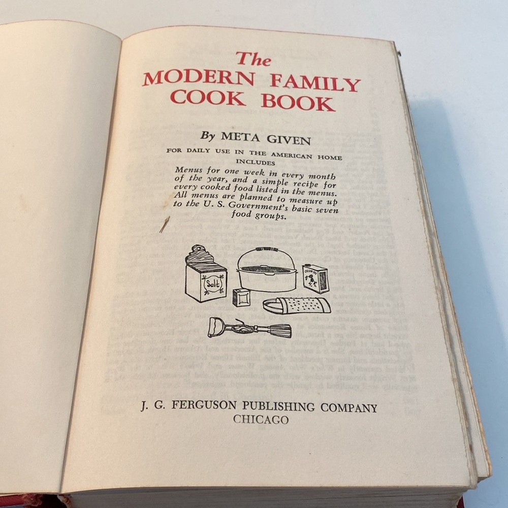 Vintage Cookbook The Modern Family Cookbook Copyright 1968 - Picture 5 of 9